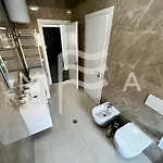 Апартаменты Brilliant 626 Голем